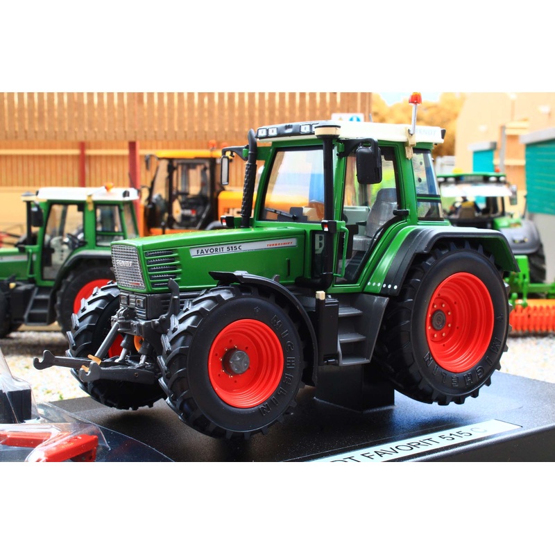 WE1001 Weise Fendt Favorit 515C Tractor