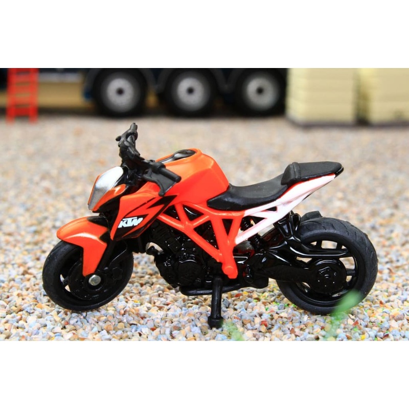 1384 Siku Miniatures KTM 1290 Super Duke R Motorbike