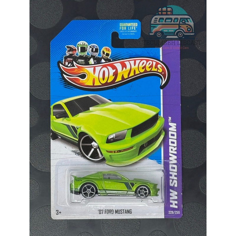 07 Ford Mustang