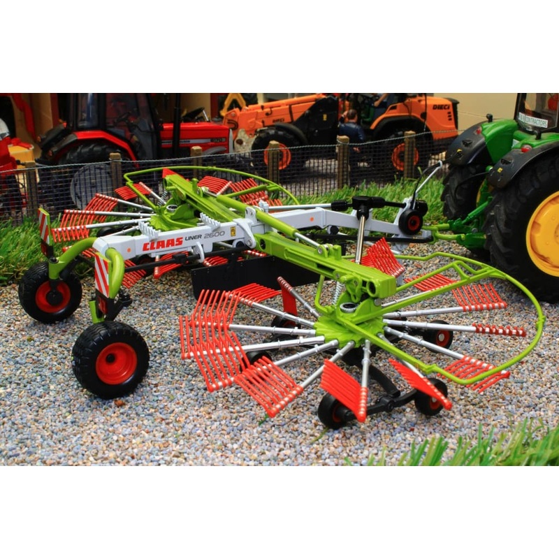 W7828 Wiking Claas Liner 2600 Whirl Rake
