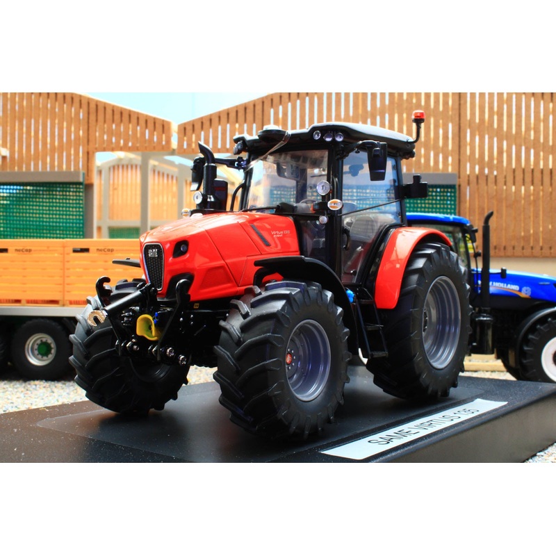 WE1084 Weise Toys Same Virtus 135 RVshift Tractor