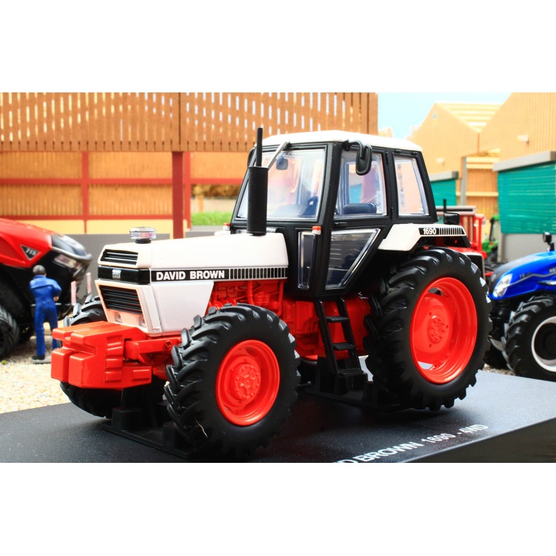 UH6753 Universal Hobbies David Brown 1690 4WD Tractor (1979-1983)