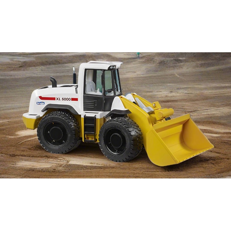 B03412 Bruder XL5000 Wheeled Loader